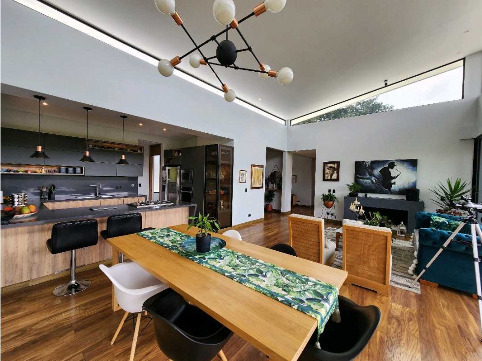 VENTA DE HERMOSA CASA EN LA CEJA, 1 NIVEL, UNIDAD CERRADA — foto 3