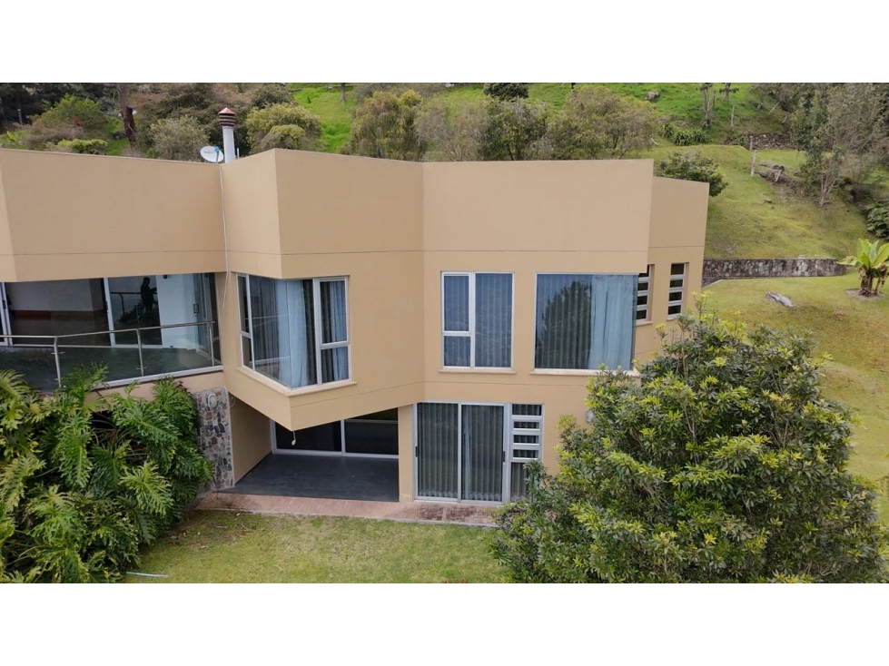 Venta de Hermosa Casa en Las Palmas en Exclusiva Unidad Cerrada — foto 6