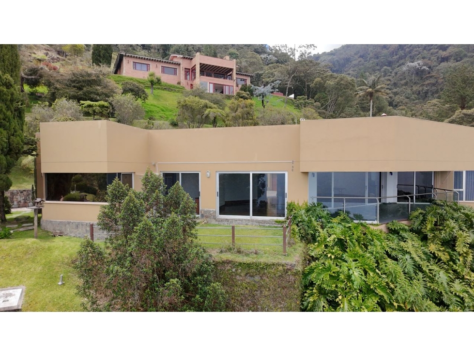 Venta de Hermosa Casa en Las Palmas en Exclusiva Unidad Cerrada — foto 3