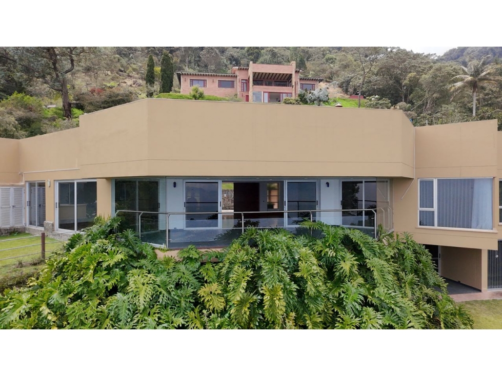 Venta de Hermosa Casa en Las Palmas en Exclusiva Unidad Cerrada — foto 5