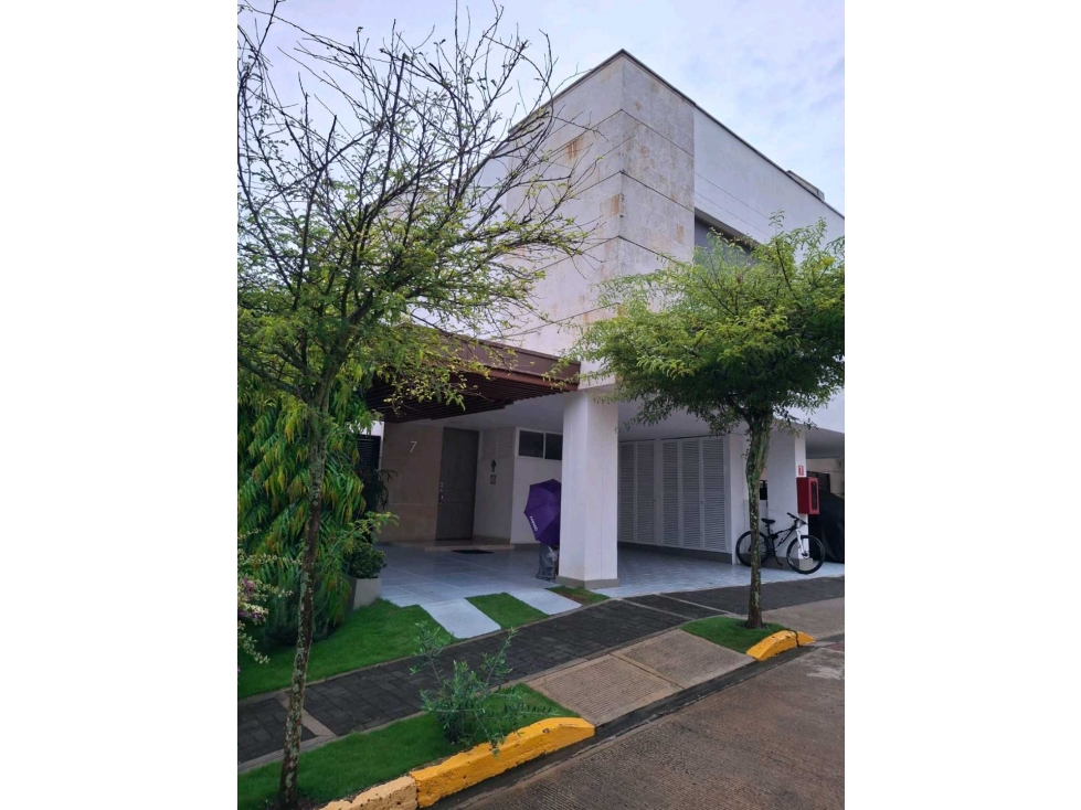 VENTA DE HERMOSA CASA EN PANCE SUR DE CALI