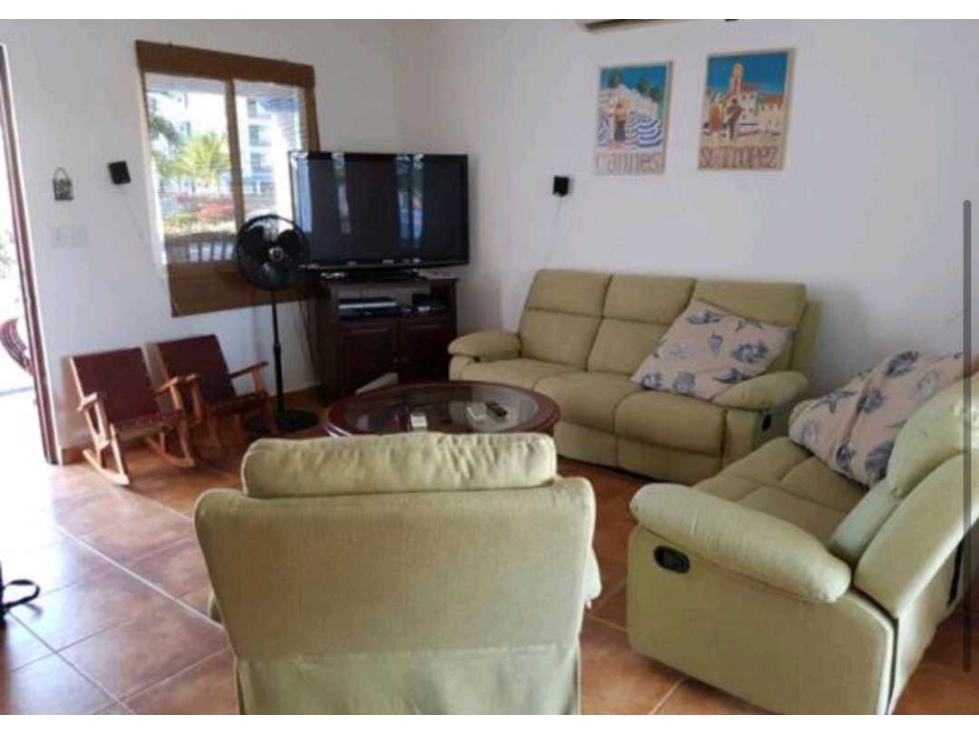 VENTA DE HERMOSA CASA EN PLAYA BLANCA, AMOBLADA, LOCALIZACIÓN PERFECTA - 3