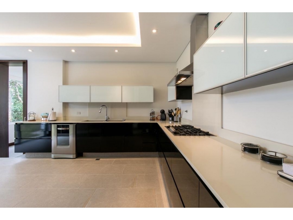 Casa Llanogrande | 670 m² | 4 alcobas | lote plano — foto 6
