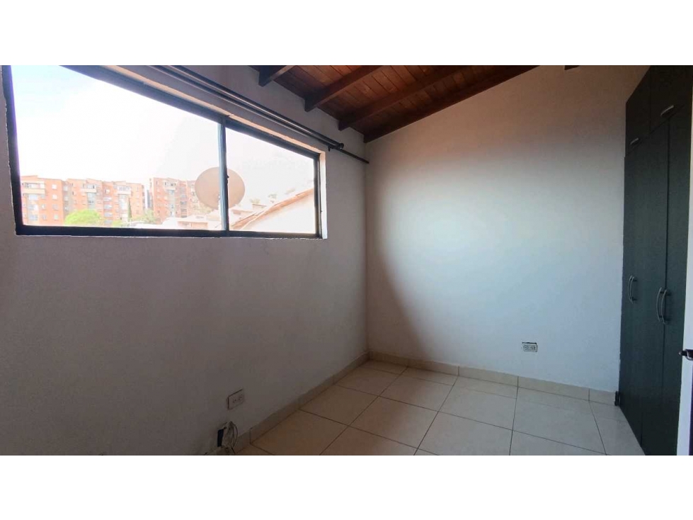 VENTA DE HERMOSA CASA EN ROBLEDO — foto 6