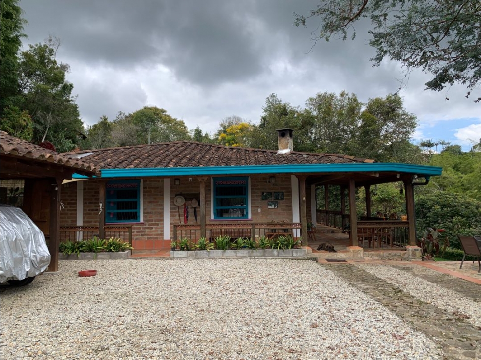 Venta de Hermosa Casa Finca Independiente en Rionegro