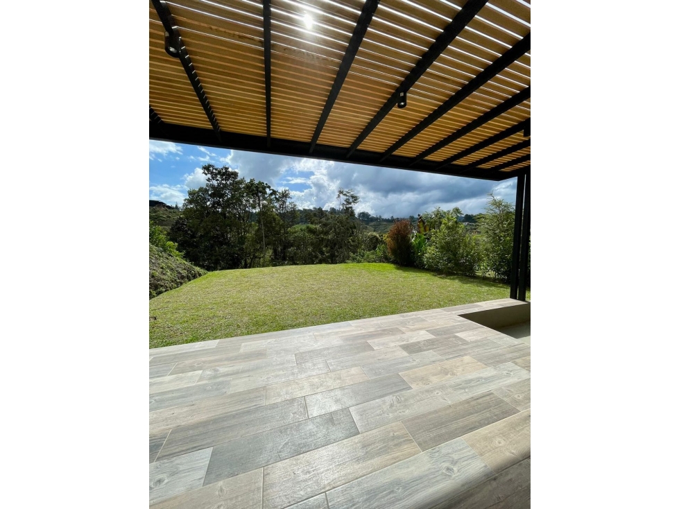 Venta de hermosa casa para estrenar en el retiro unidad cerrada