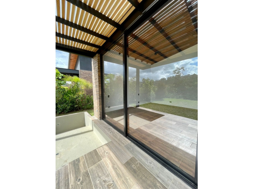 Venta de hermosa casa para estrenar en el retiro unidad cerrada — foto 4
