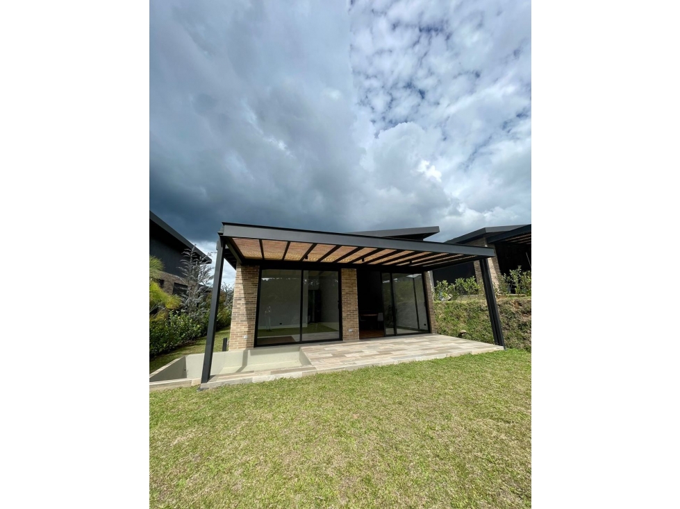 Venta de hermosa casa para estrenar en el retiro unidad cerrada — foto 5