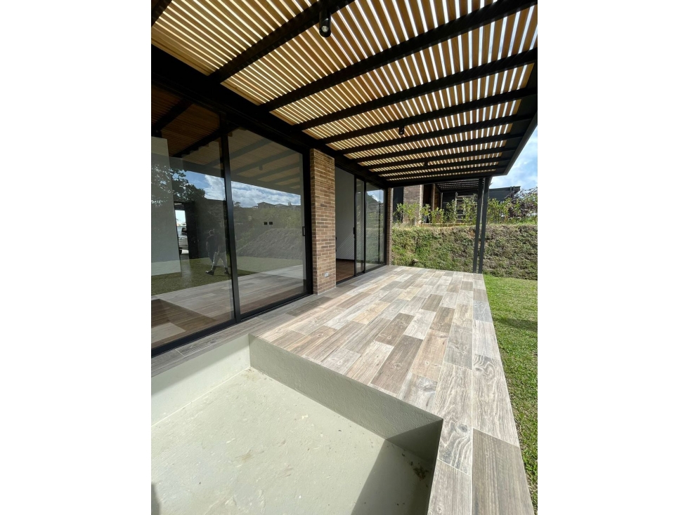 Venta de hermosa casa para estrenar en el retiro unidad cerrada — foto 6