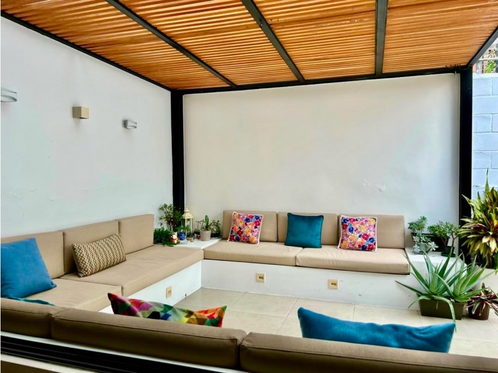 Venta de hermosa casa sector las lomas por el intercontinental — foto 4