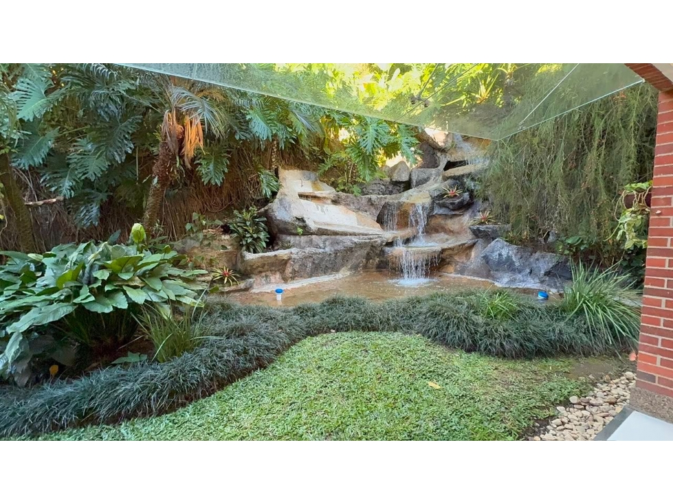 Casa El Poblado | 324 m² | 3 alcobas | cascada de piedra — foto 6