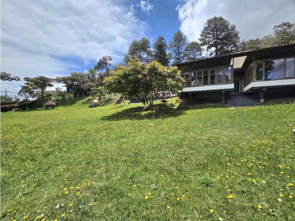 Venta de Hermosa Finca SANTA ELENA 4630m2