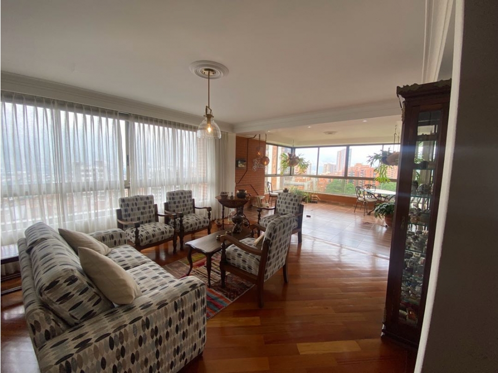 Apartamento en Lalinde | 320 m² | 4 alcobas — foto 2