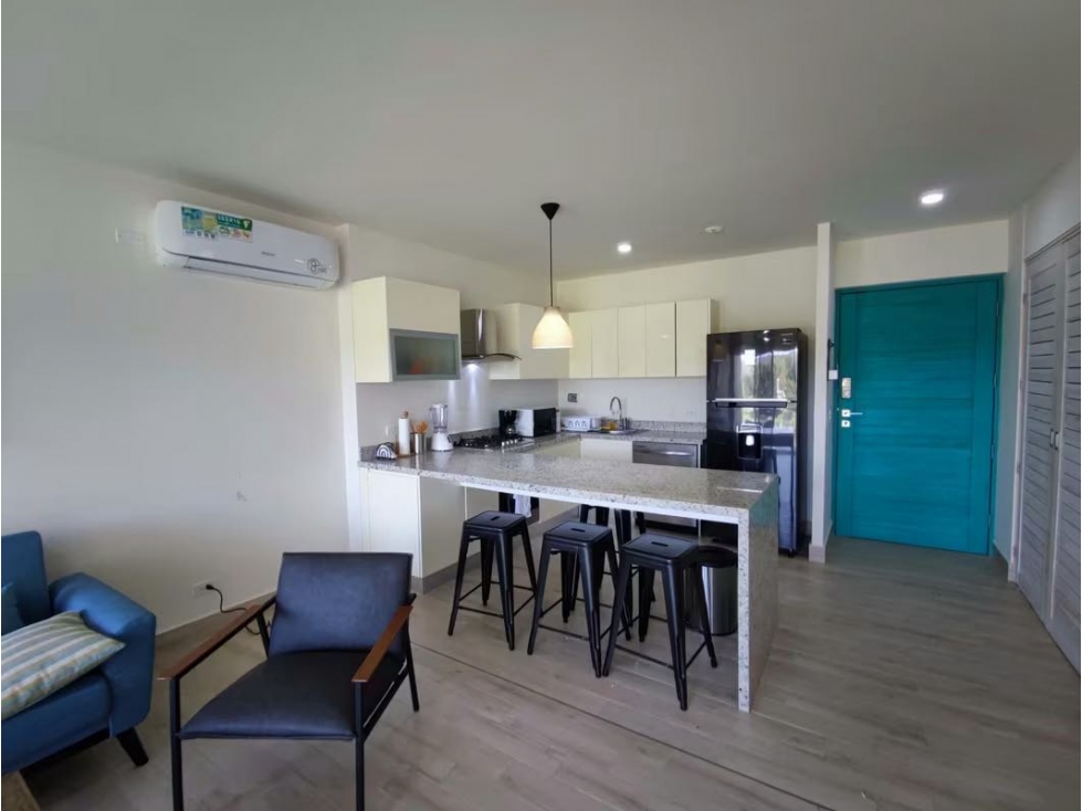 VENTA DE HERMOSO APARTAMENTO AMOBLADO EN PLAYA CARACOL — foto 4