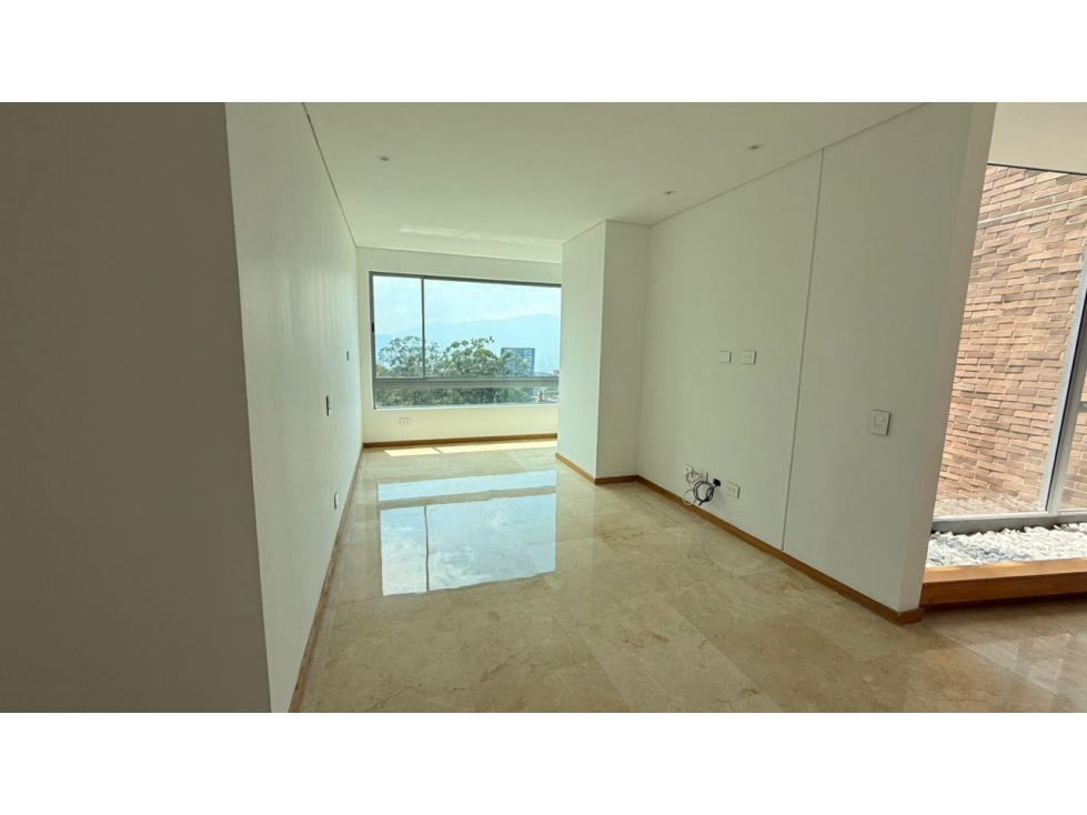 Apartamento Los Balsos | 245 m² | gran balcón tipo terraza — foto 4