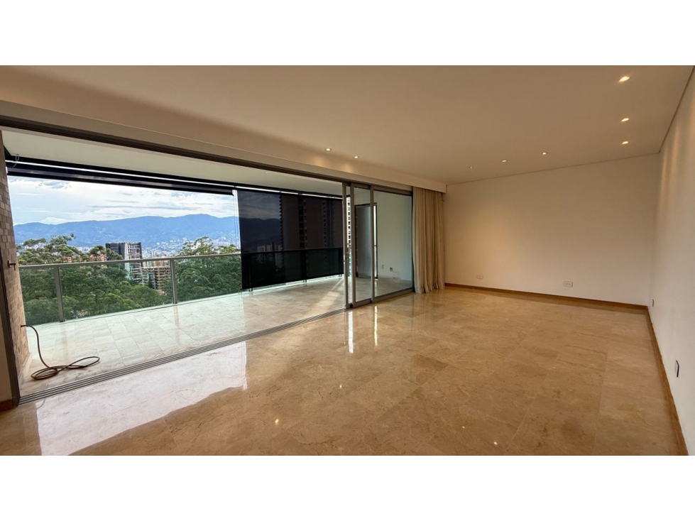 Apartamento Los Balsos | 245 m² | gran balcón tipo terraza