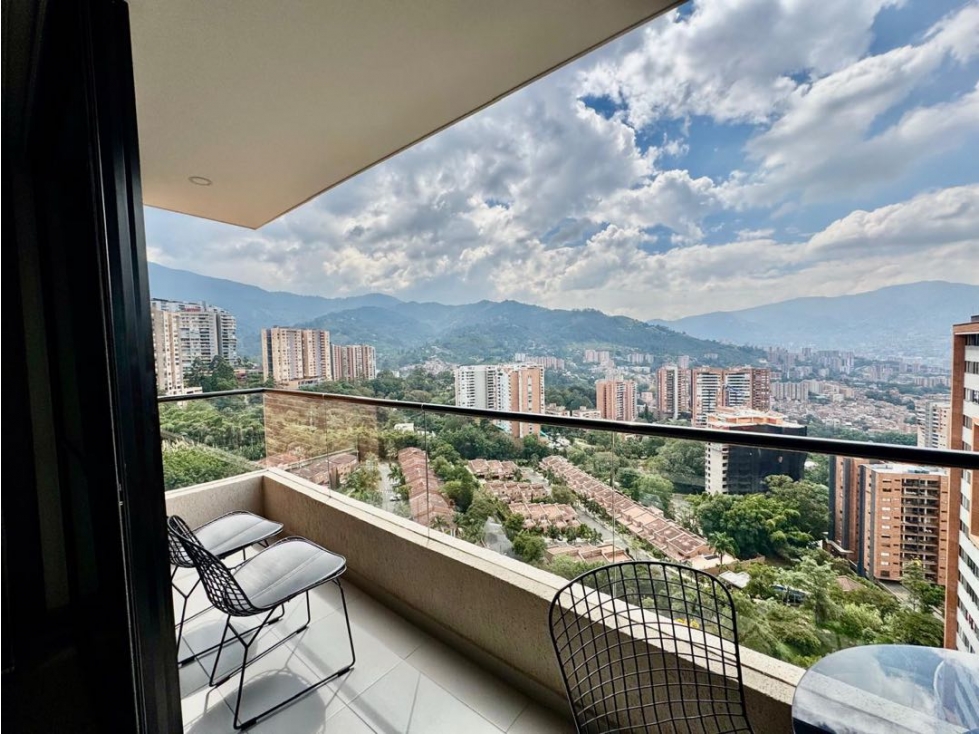 Venta de hermoso apartamento sector Loma del escobero