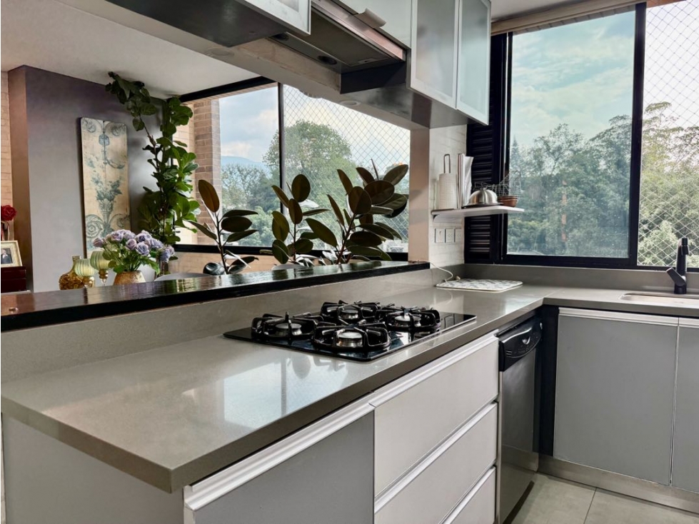 Venta de hermoso apartamento sector san Lucas — foto 3
