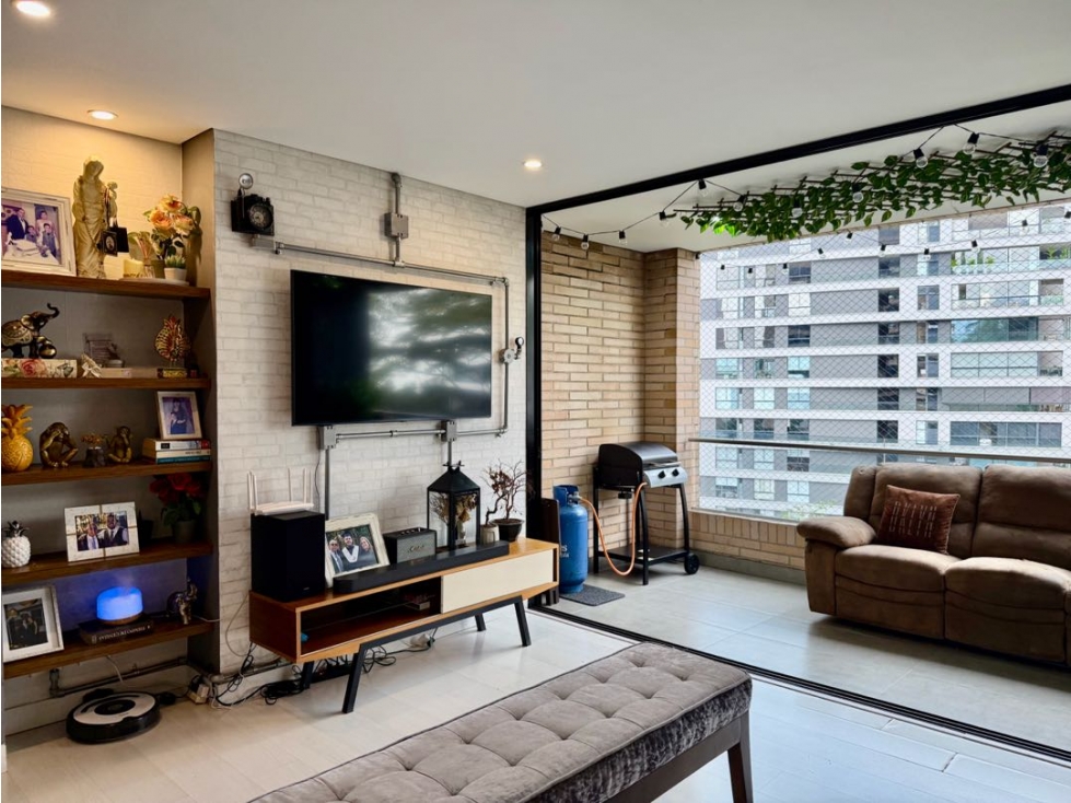 Venta de hermoso apartamento sector san Lucas — foto 4