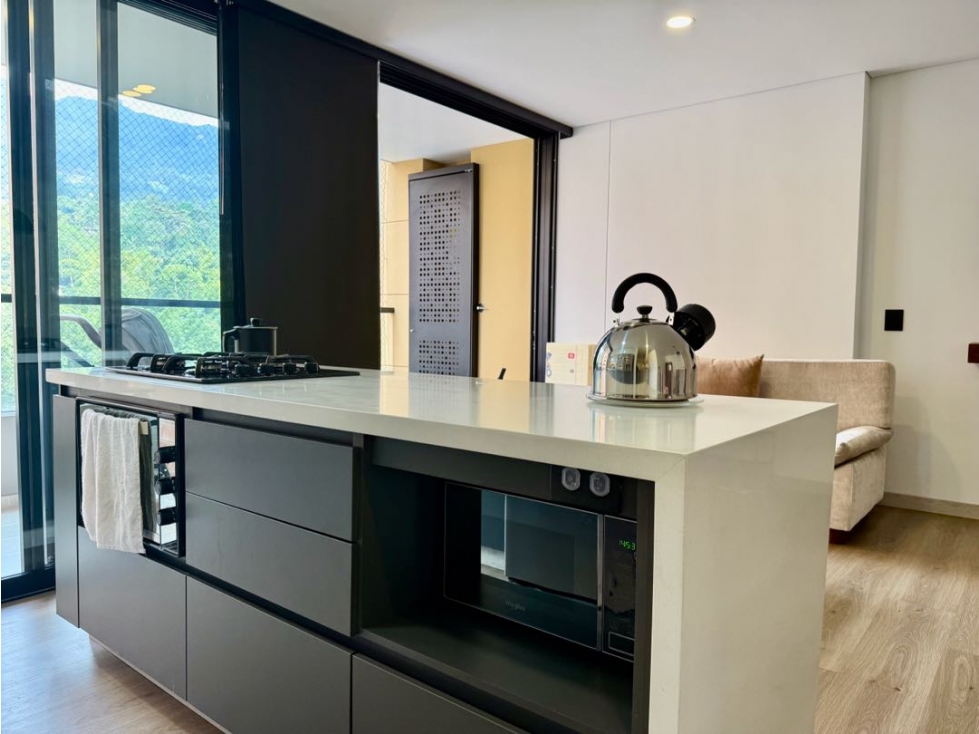 Venta de hermoso apartamento sector Loma de los mesa — foto 2