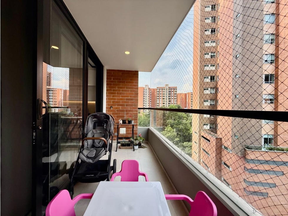 Venta de hermoso apartamento sector Loma de los mesa — foto 4