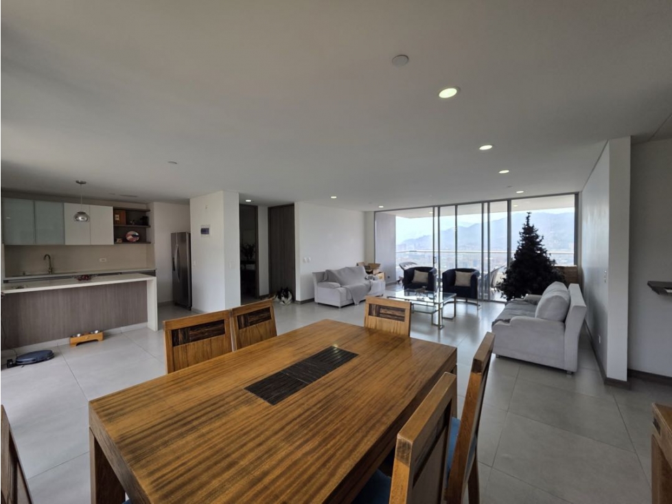 Venta de hermoso apartamento sector benedictinos