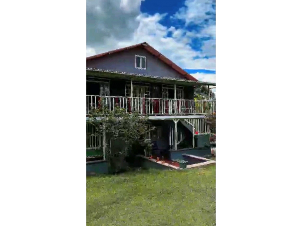 Venta de hermoso chalet en La Tebaida Quindío