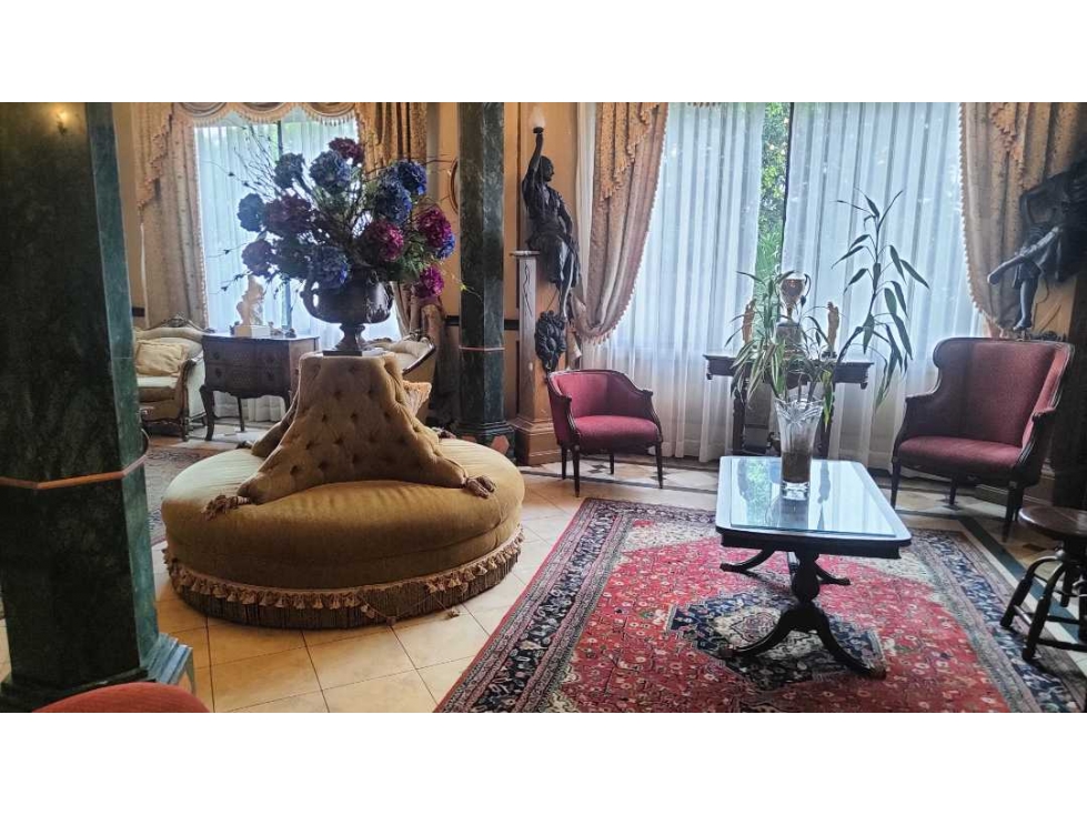 Venta de Hotel de Lujo Mansión de Río, Centro de Guayaquil - 2
