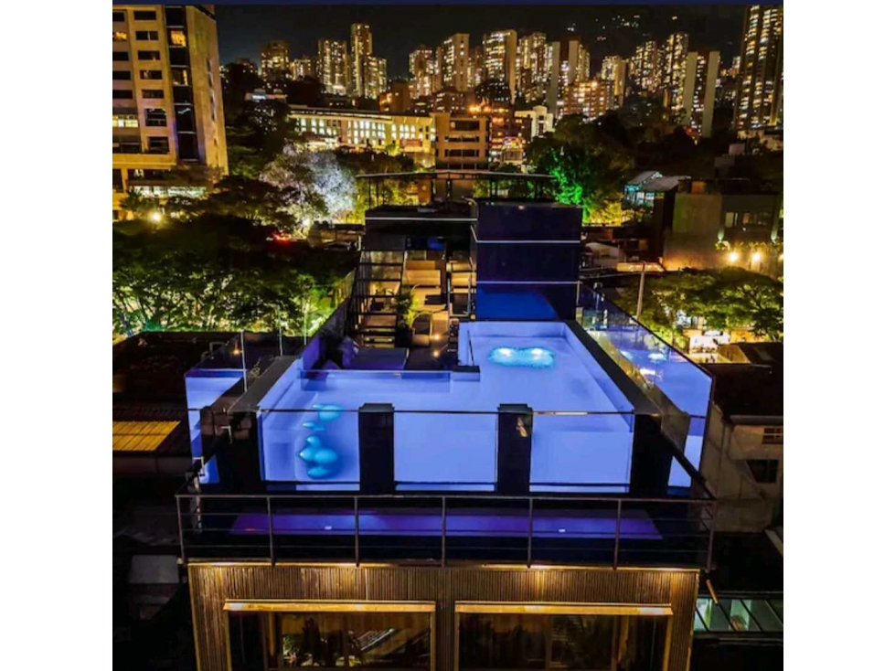 VENTA DE HOTEL MEDELLÍN POBLADO TP 9500830 - 3