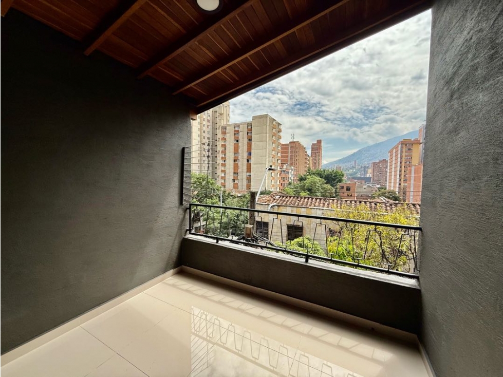 Venta de hotel remodelado y local sector la Candelaria ( Bombona) — foto 2