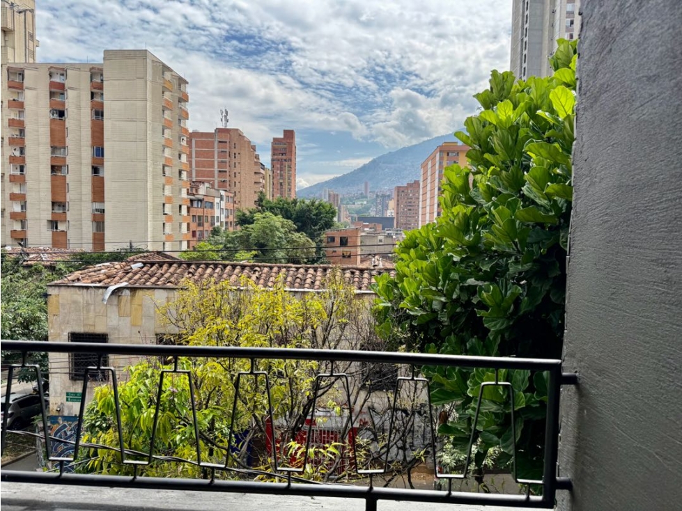 Venta de hotel remodelado y local sector la Candelaria ( Bombona) — foto 4