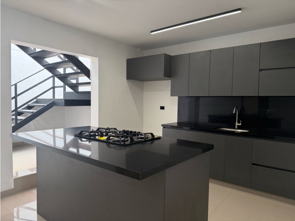 Venta de hotel remodelado y local sector la Candelaria ( Bombona) — foto 6
