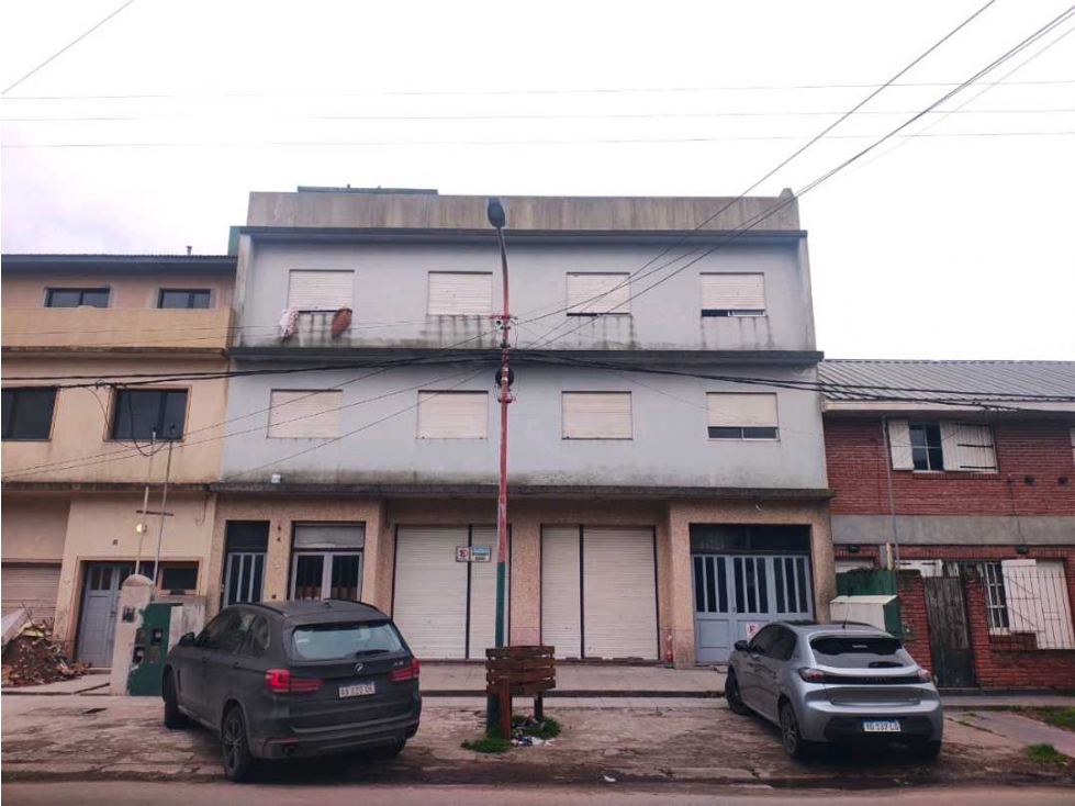 OPORTUNIDAD DE INVERSION VENTA DE HOTEL SOBRE ACEVEDO Y PATAGONES. — foto 2