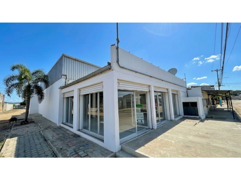 SE VENDE LOCAL COMERCIAL ESQUINERO EN PUERTO ENGABAO - PLAYAS