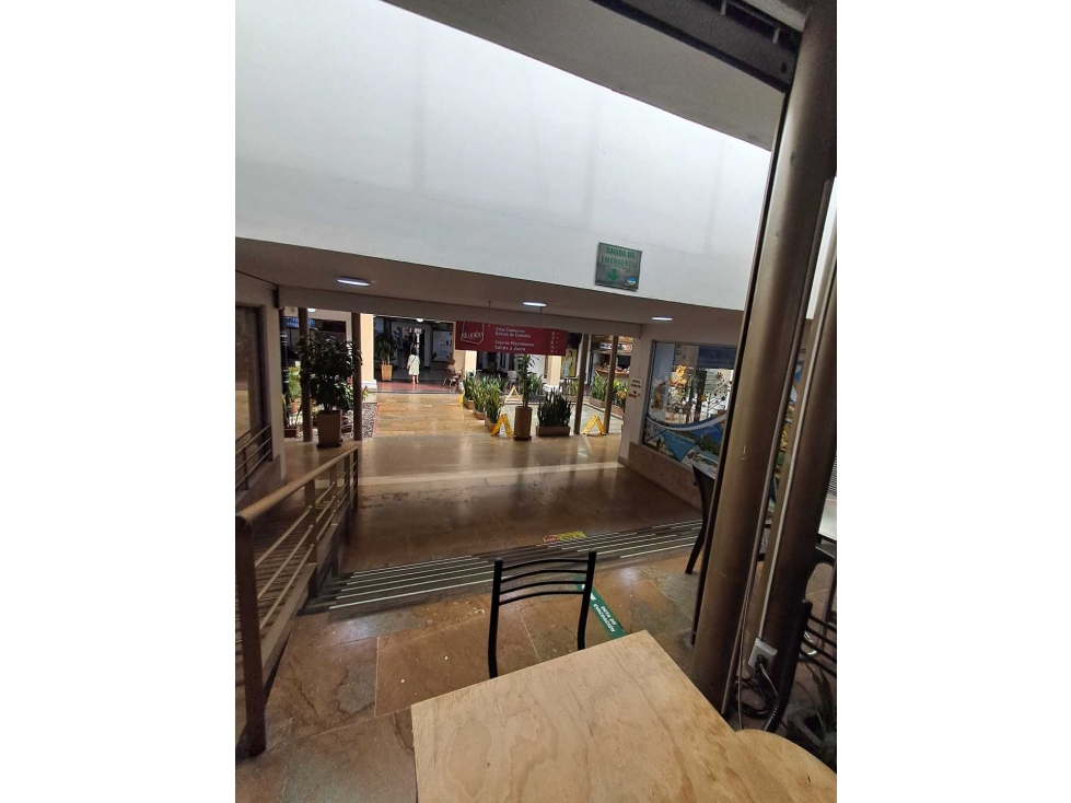 Venta de local comercial Cc Patio de la Union Medellín — foto 2