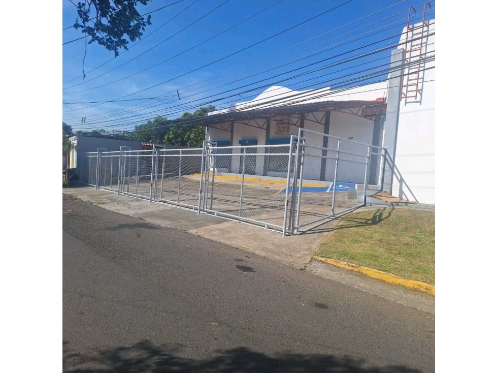 VENTA DE LOCAL COMERCIAL EN DAVID CENTRO VENTA POR DEBAJO DEL AVALUO - 3