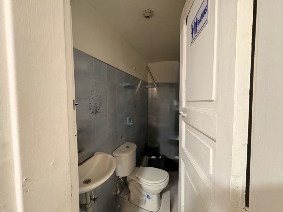 VENTA DE LOCAL COMERCIAL EN LA FLORESTA 267985 — foto 4