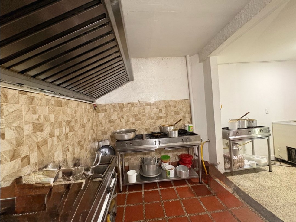 VENTA DE LOCAL COMERCIAL EN LA FLORESTA 267985 — foto 5
