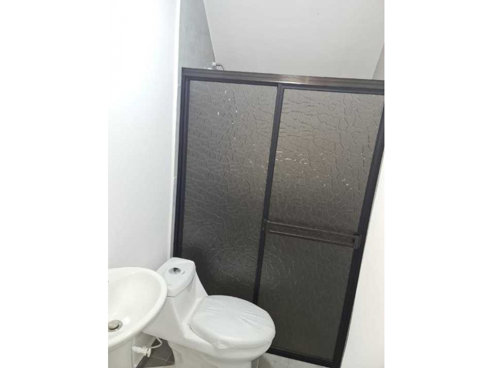 Venta de local comercial o bodega La Milagrosa - Medellín C6756497 — foto 2