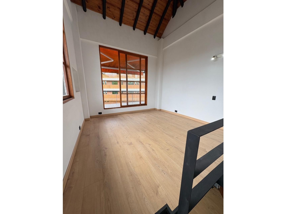 Venta de Local Comercial Premium Mall La Fe - 6