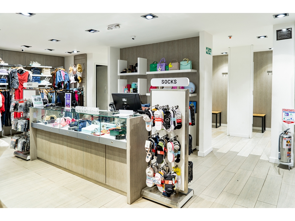 Venta de Local Con DESCUENTO en Bogotá D.C. Cundinamarca — foto 6