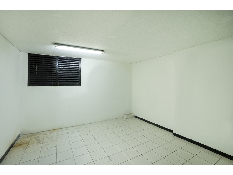 Venta de Local Con DESCUENTO en Bogotá D.C. Cundinamarca — foto 2