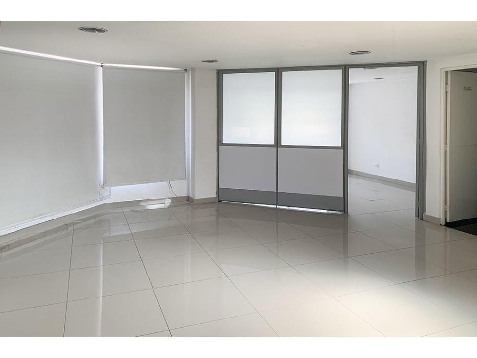 Venta de Local Con DESCUENTO en Bogotá D.C. Cundinamarca — foto 2