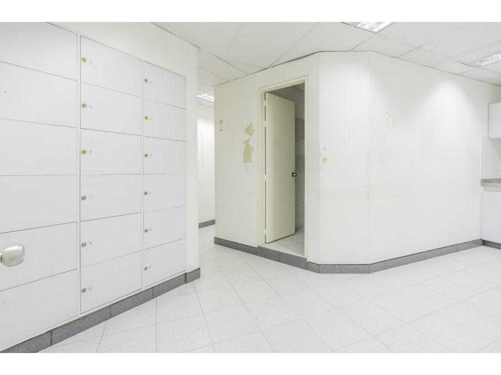 Venta de Local Con DESCUENTO en Bogotá D.C. Cundinamarca — foto 4