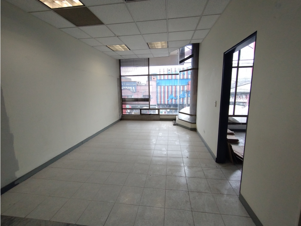 Venta de Local Con DESCUENTO en Bogotá D.C. Cundinamarca — foto 2