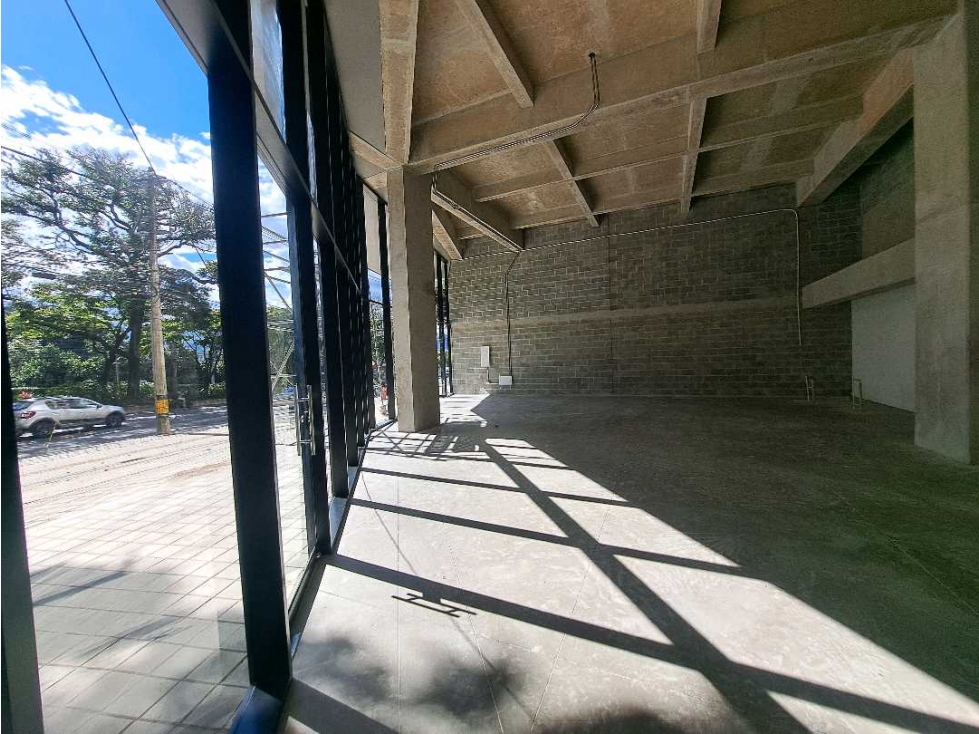 Venta de local en la avenida el poblado — foto 5