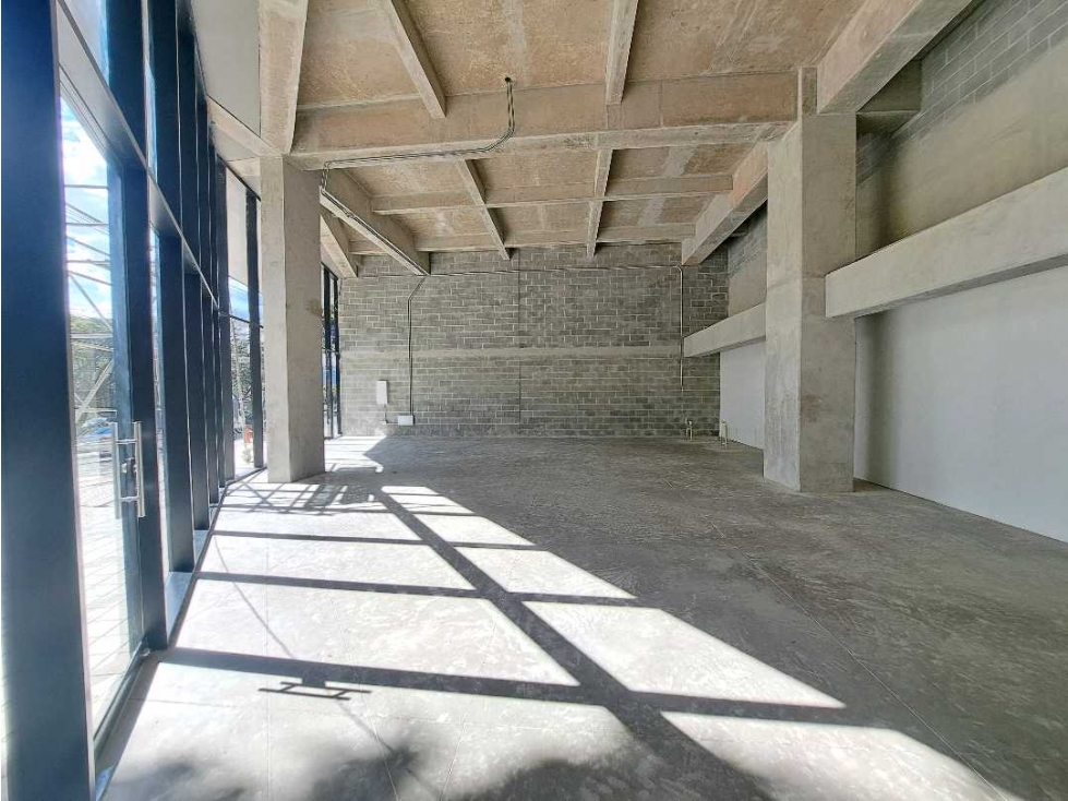 Venta de local en la avenida el poblado — foto 6