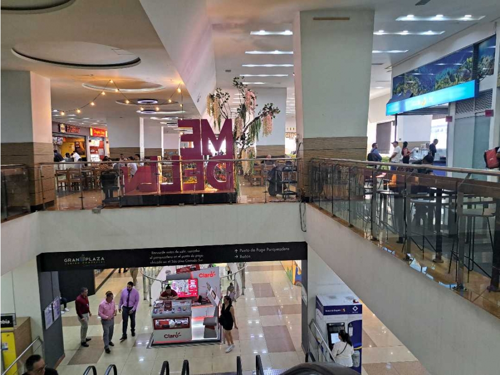 Venta de local en la zona de comidas del cc gran plaza — foto 2