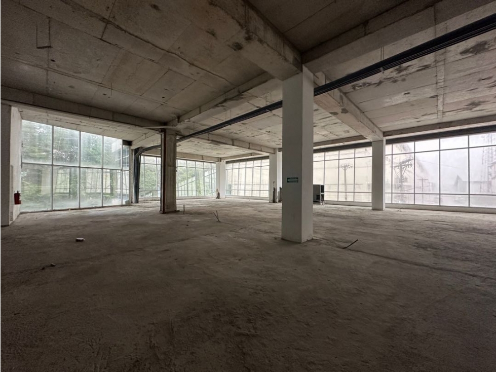 VENTA DE LOCAL COMERCIAL EN ZONA LIBRE COLON 5,854M2 JP - 6