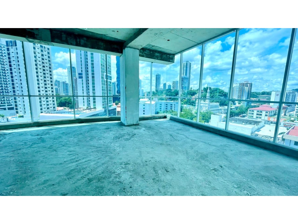 Venta de local en obra gris para oficinas.Ph Molon Tower